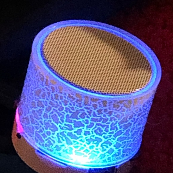 Bluetooth speaker - Picture 3 of 4